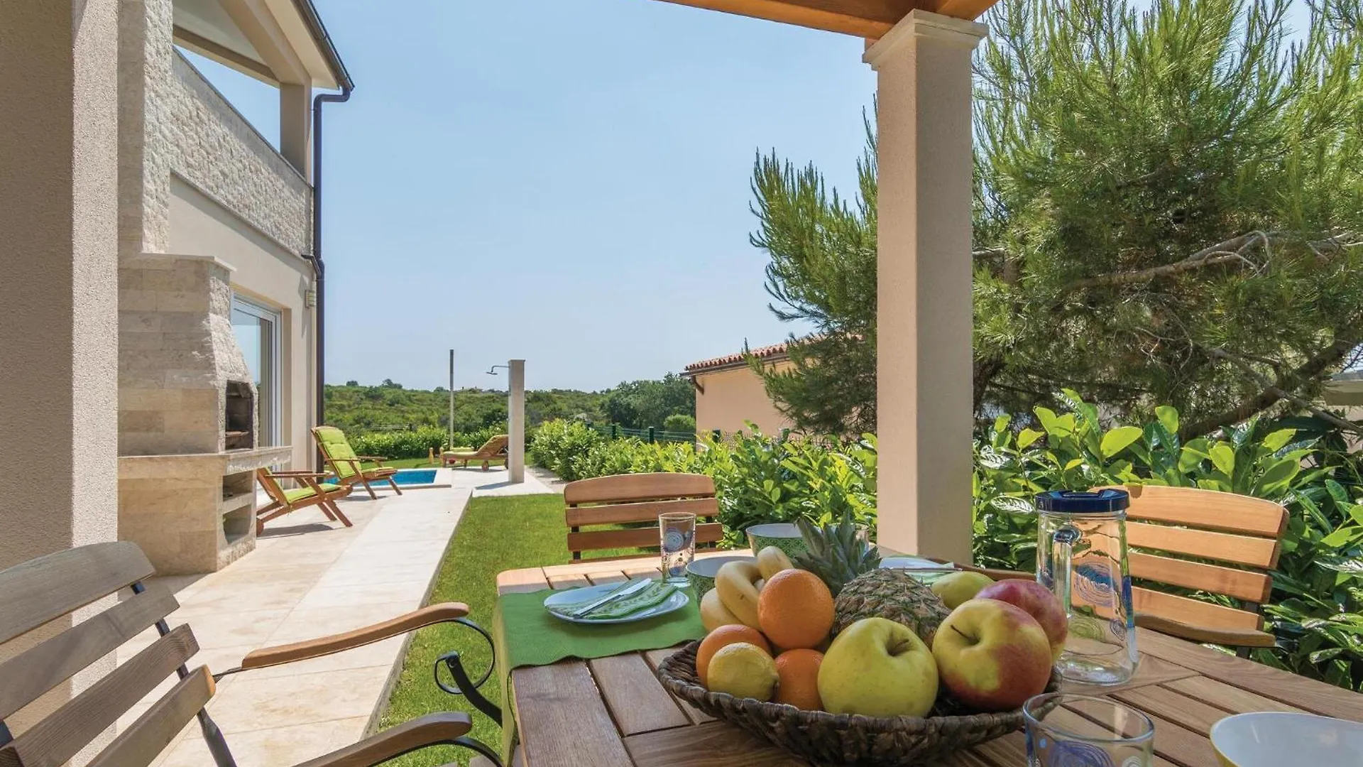 Villa Tesa In Medulin With Sea View Pomer