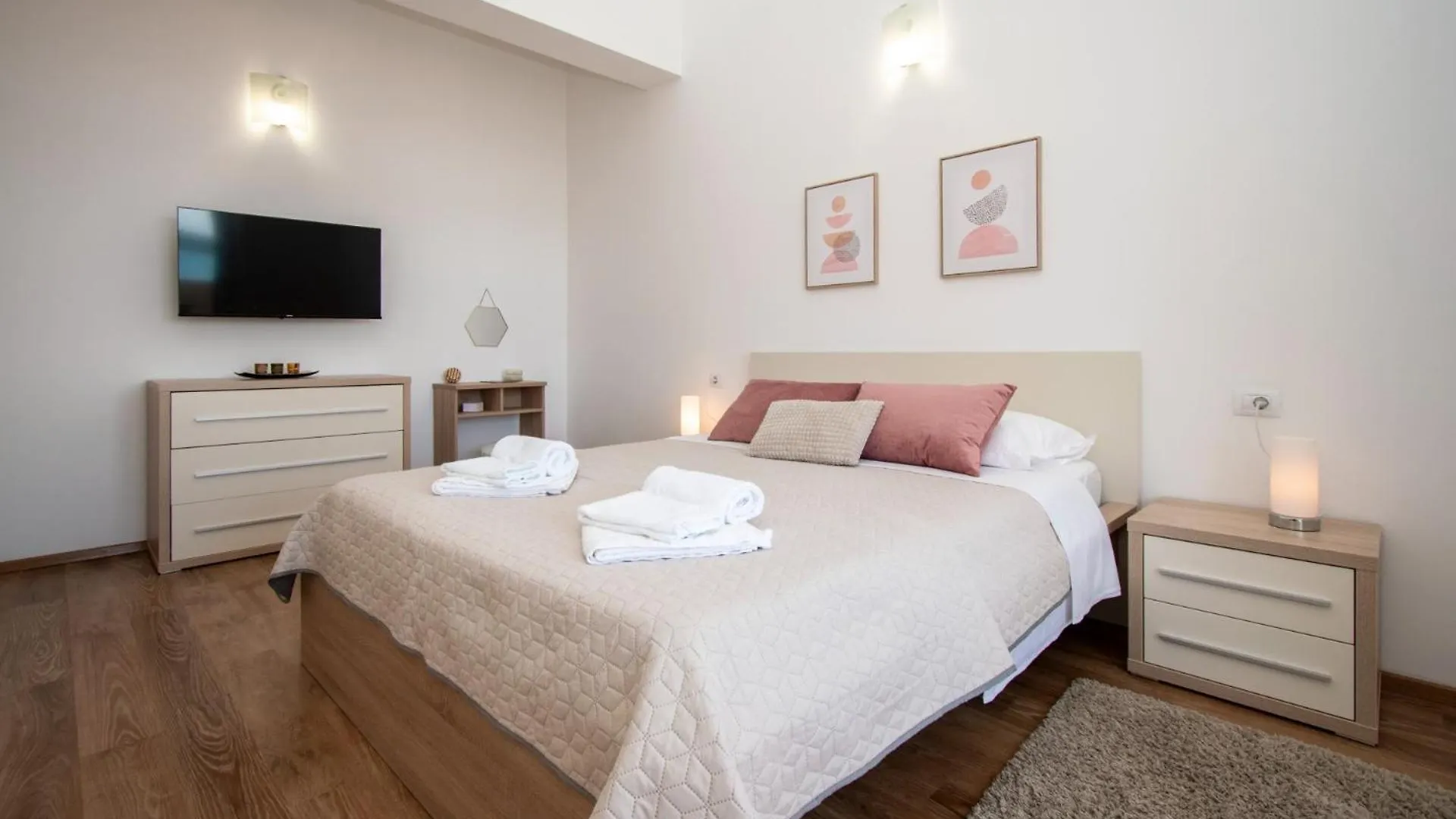 Villa Tesa In Medulin With Sea View Pomer