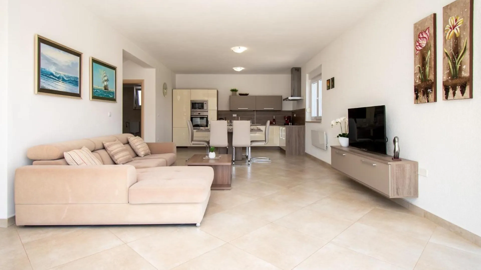 Villa Tesa In Medulin With Sea View Pomer